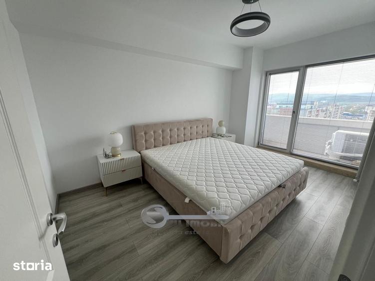 Apartament cu 4 camere în Tătărași