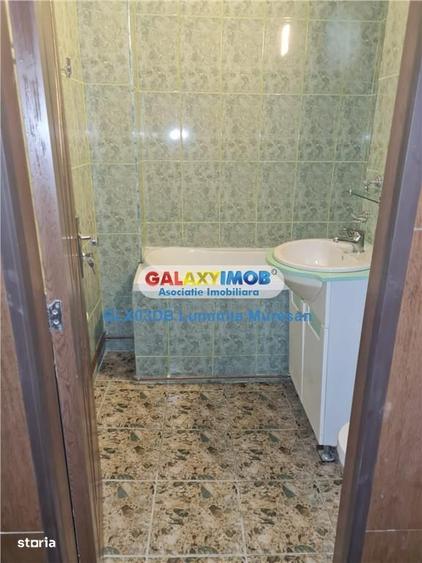 Apartament cu 2 camere semidecomandat în Micro 9