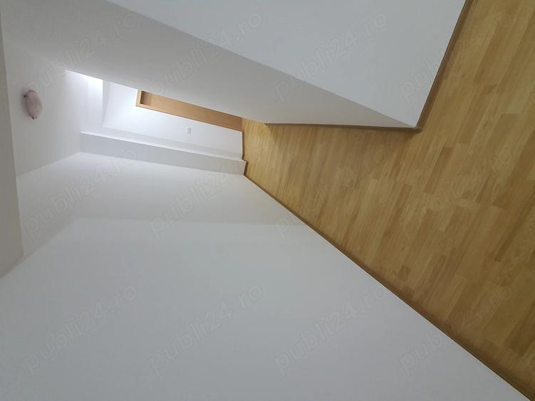 Apartament cu 3 camere nedecomandat în Lipovei