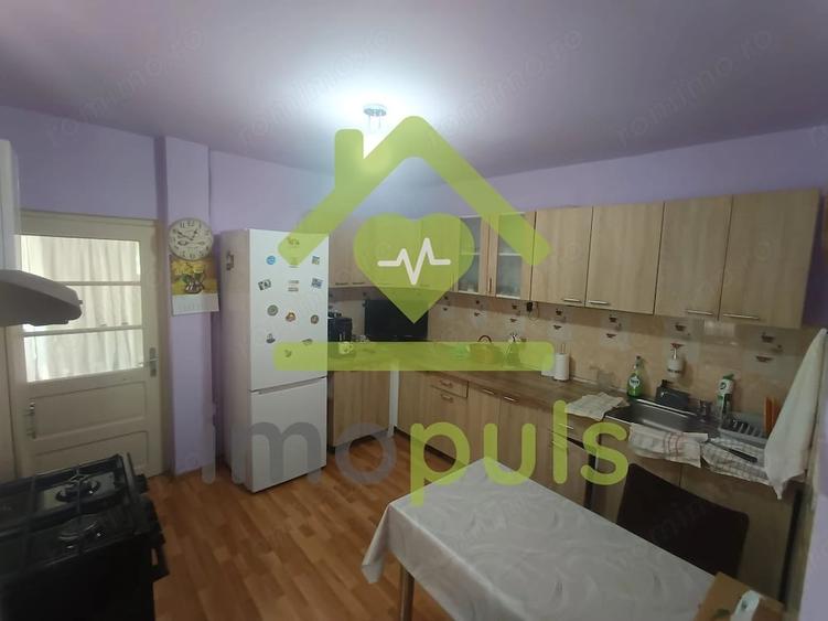 Casă cu 4 camere cu Teren 390 Mp în Vest