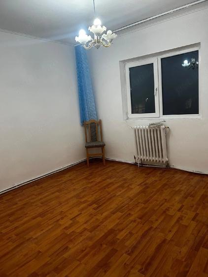 Apartament cu 4 camere decomandat în Ultracentral