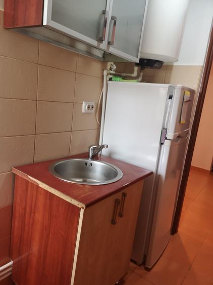 Garsonieră decomandată în Central