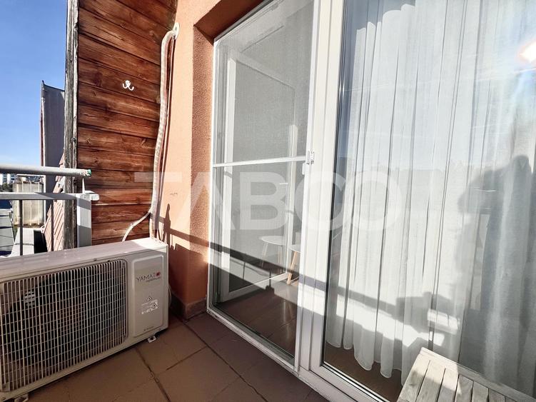 Apartament cu 3 camere semidecomandat, mobilat în Gheorgheni