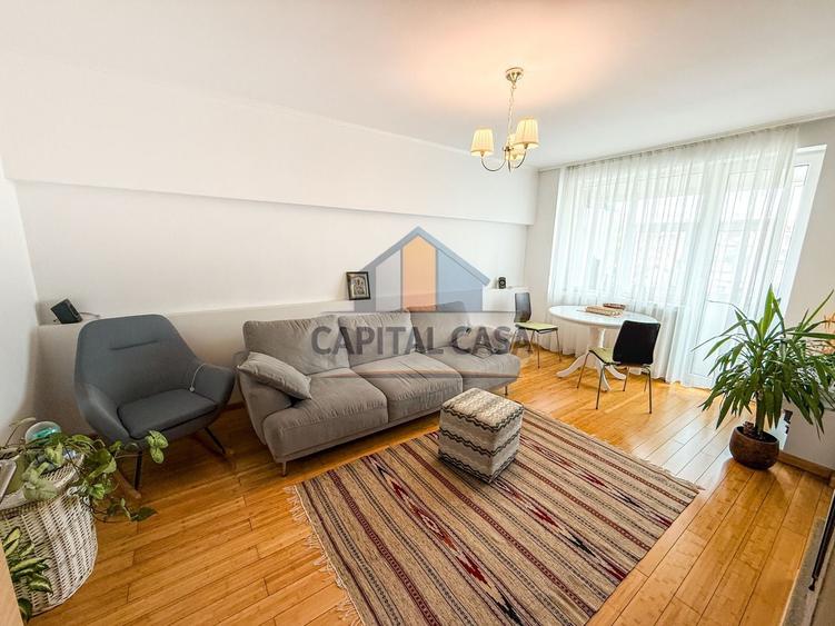 Apartament cu 3 camere decomandat, mobilat în Prelungirea Ghencea