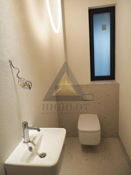 Apartament cu 4 camere decomandat în Dorobanți