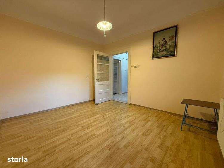 Casă cu 3 camere cu Teren 505 Mp în Central