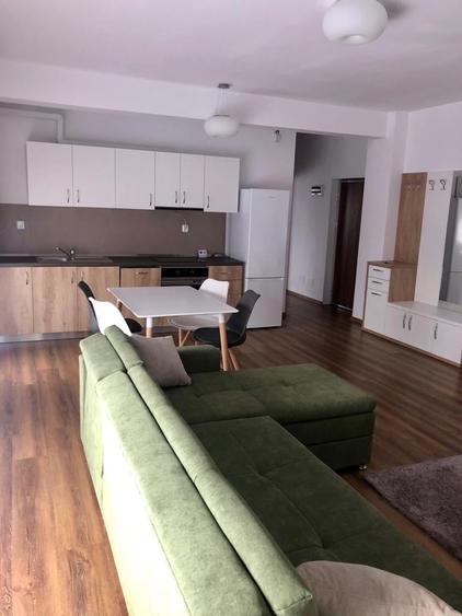 Apartament cu 2 camere decomandat, mobilat în Iris