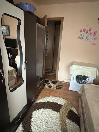 De vânzare apartament 2 camere confort 2 - 4