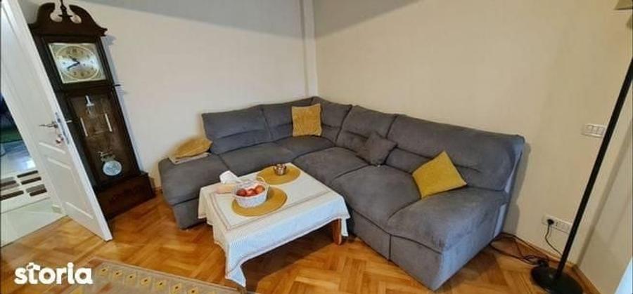 Apartament cu 3 camere decomandat în George Enescu