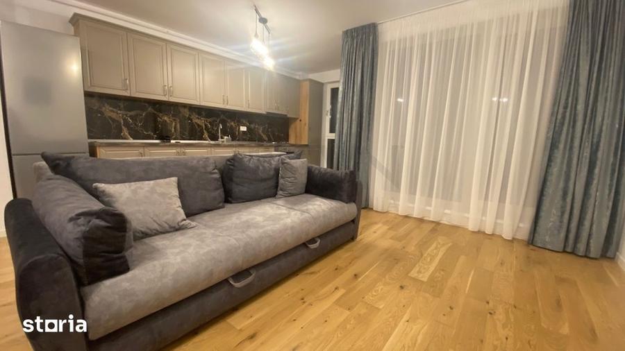 Apartament cu 2 camere, mobilat în Regie