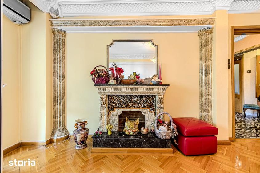 Apartament cu 3 camere în Drumul Taberei