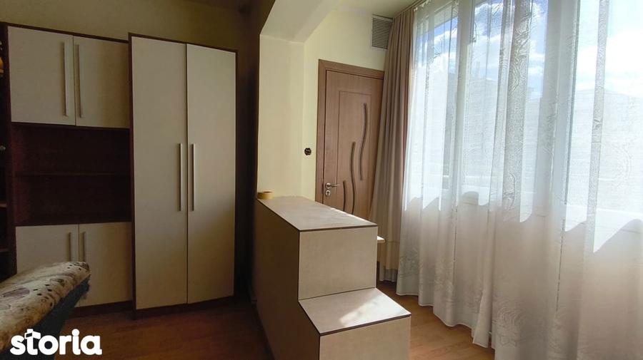 Apartament cu 2 camere decomandat în Gojdu
