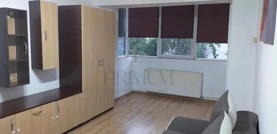Apartament cu 2 camere decomandat, mobilat în Dâmbovița
