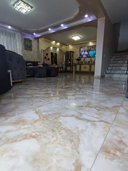Casă individuală cu 4 camere cu Canalizare în Doamna Ghica
