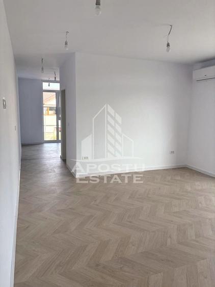 Garsonieră decomandată în Aradului