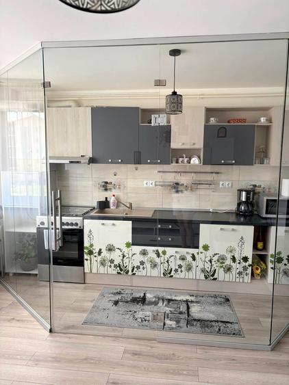 Apartament cu 2 camere semidecomandat în Florești