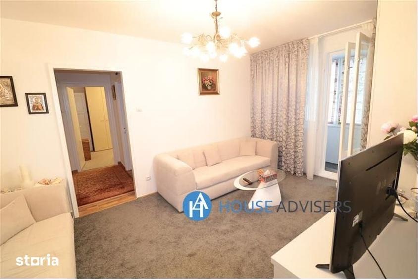 Apartament cu 3 camere în 1 Mai