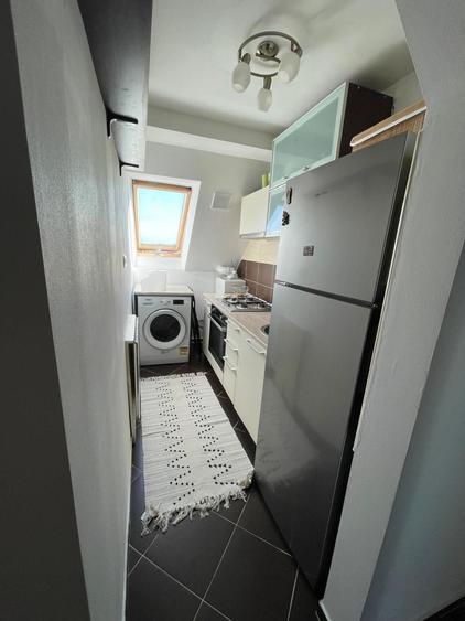 Apartament cu 2 camere decomandat, mobilat în Girocului