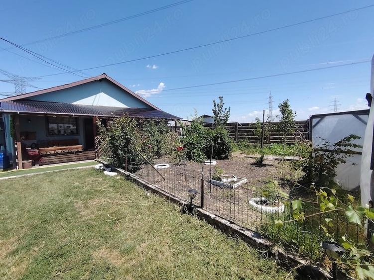 Casă cu Teren 640 Mp în Stâlpu