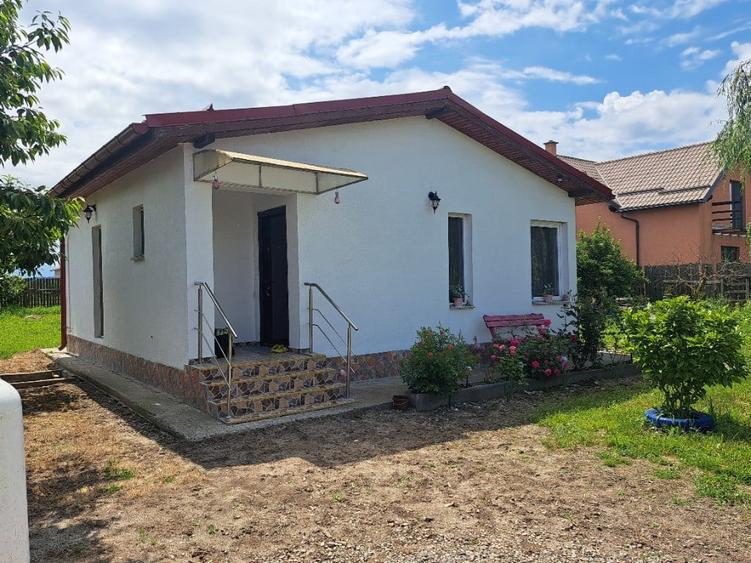 Casă cu 2 camere cu Teren 864 Mp în Bod