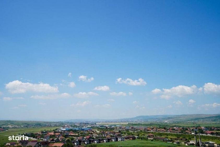 Casă cu 4 camere în Sânnicoară
