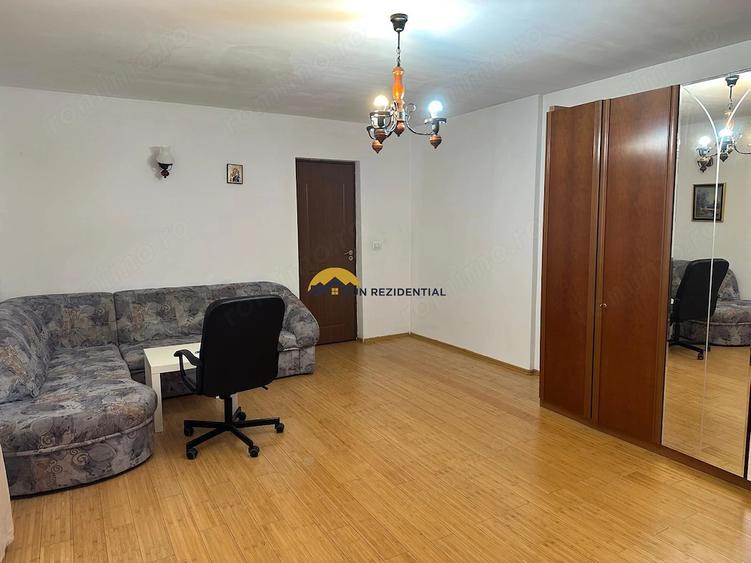 Apartament cu 2 camere decomandat în Romană