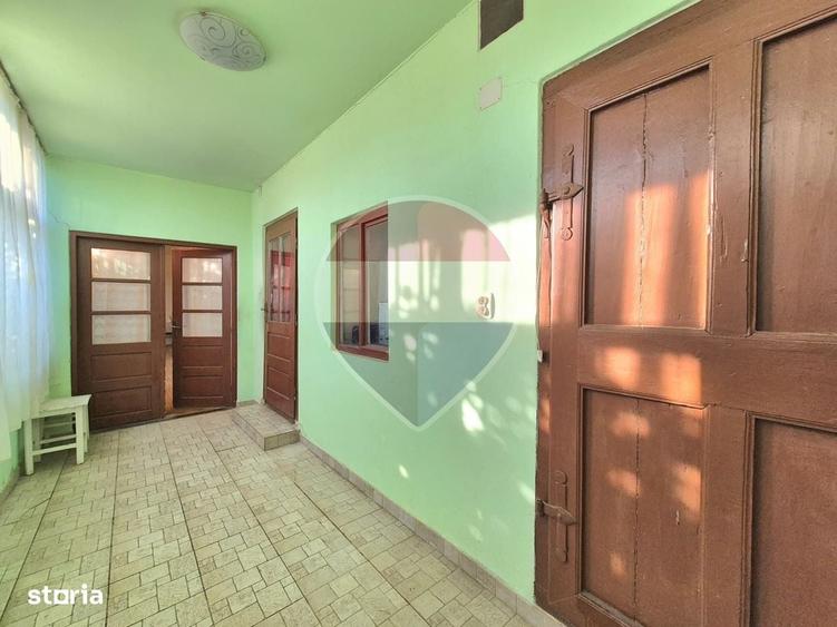 Casă cu 4 camere în Livada