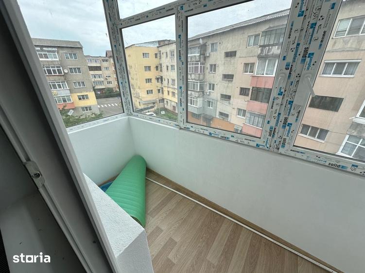 Apartament cu 2 camere decomandat în Exterior Vest