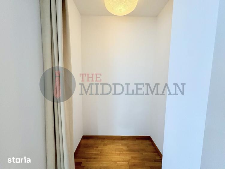 Apartament cu 4 camere decomandat în Pipera