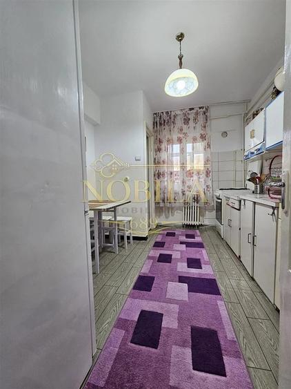 Apartament cu 5 camere în Central