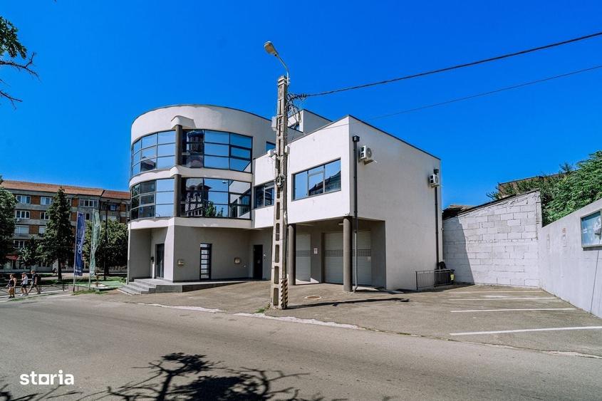 Spațiu comercial, de 182 mp, în Lotus