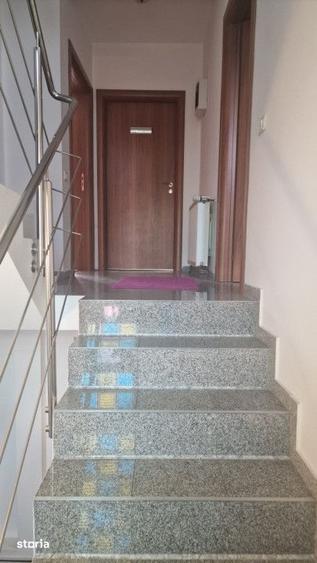 Casă cu 5 camere cu Teren 250 Mp în Chiajna
