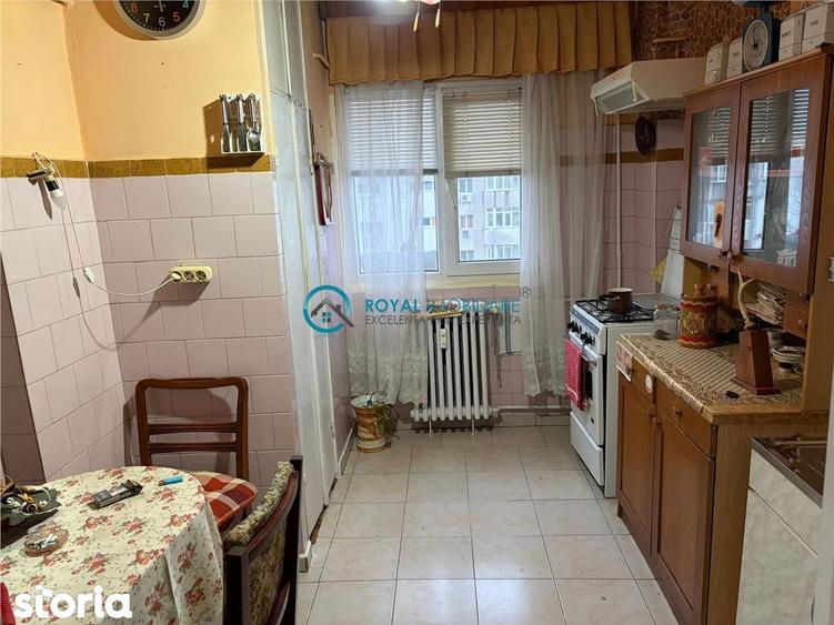 Apartament cu 2 camere decomandat, mobilat în Cantacuzino