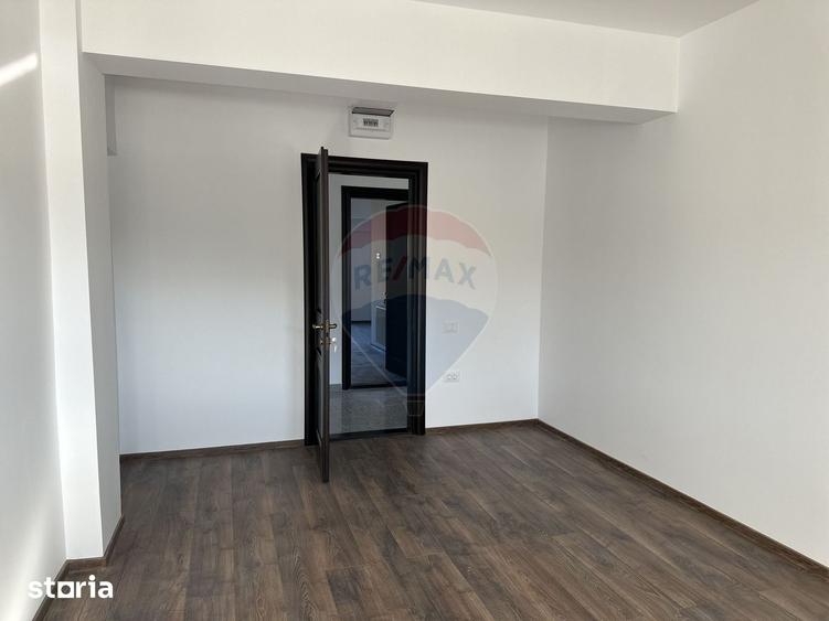 Spațiu comercial, de 690 mp, în Alexandru cel Bun
