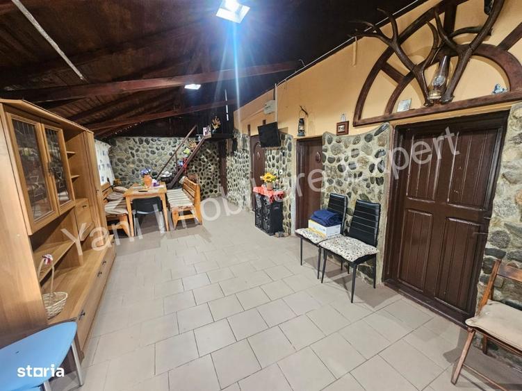 Casă cu 4 camere în Curtea de Argeș