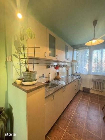 Apartament 3 camere, decomandat, 65 mp, zona Piata 14 Iulie - 10