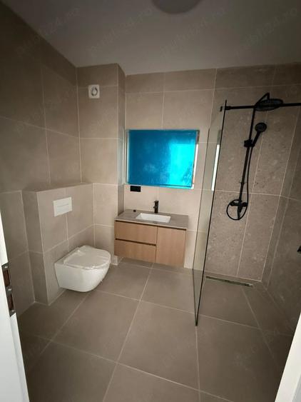 Spațiu comercial, de 45 mp, în Central