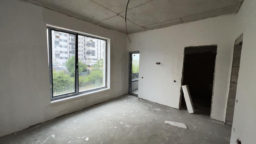 Duplex cu 4 camere cu Canalizare în Chiajna
