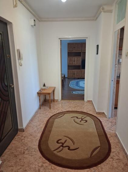 Apartament cu 2 camere decomandat în Sebastian