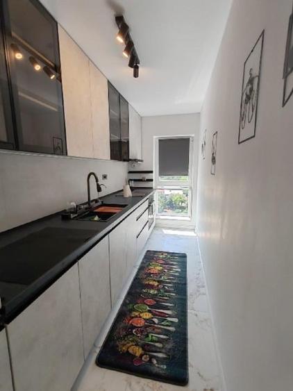 Apartament cu 2 camere decomandat, mobilat în Berceni