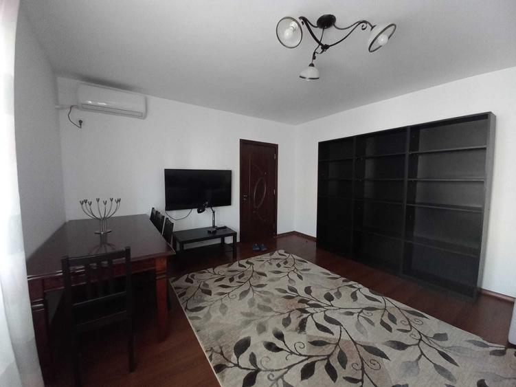 Apartament cu 2 camere decomandat în Exterior Vest
