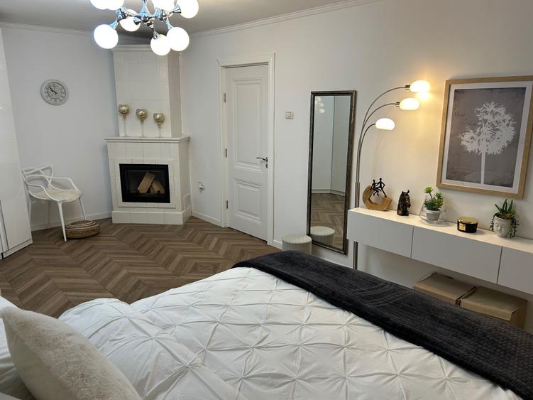 Apartament cu 2 camere decomandat în Hârșova