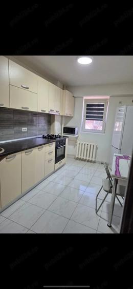 Apartament cu 2 camere în Apărătorii Patriei