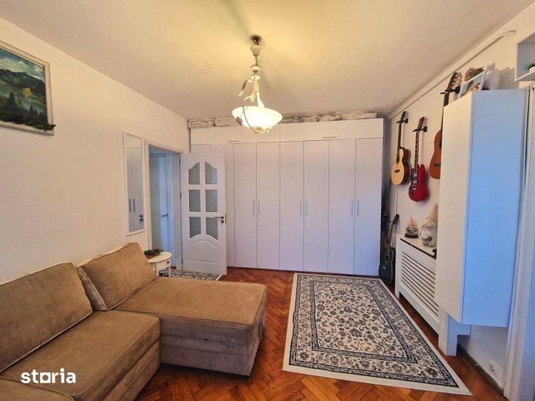 Apartament cu 2 camere semidecomandat, mobilat în Pajura