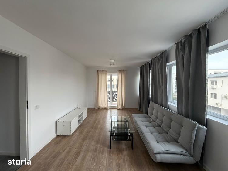 Apartament cu 2 camere decomandat în Titan
