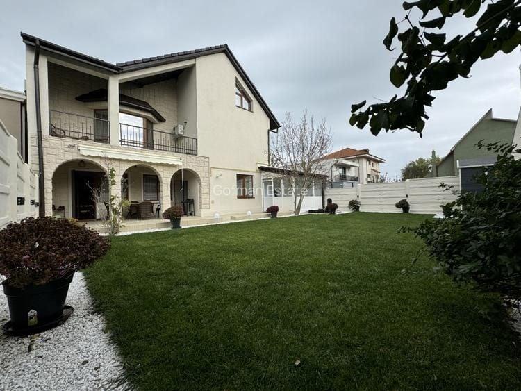 Casă cu 4 camere în Sud