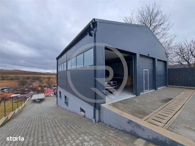Spațiu comercial, de 110 mp, în Rădaia