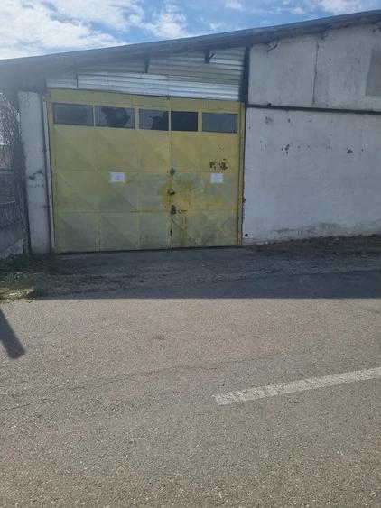 Spațiu comercial, de 400 mp, în Exterior Vest