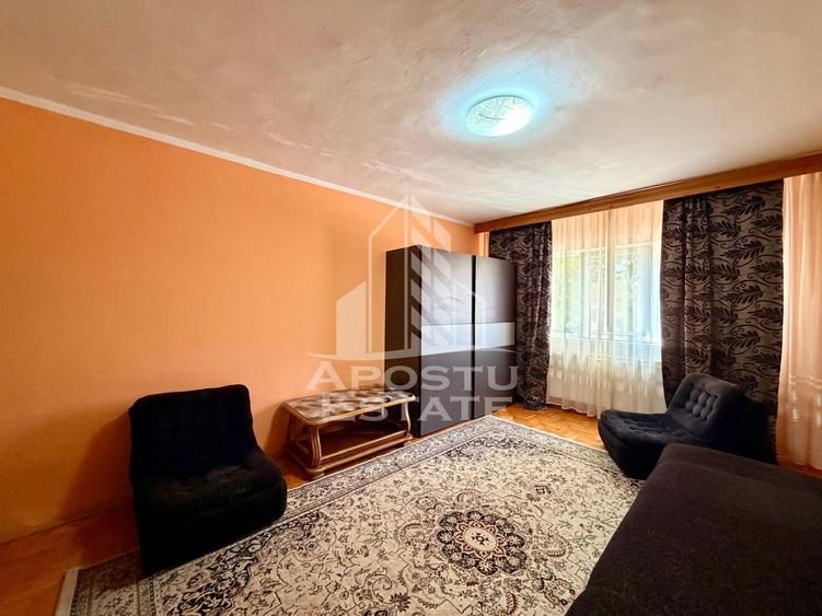 Apartament cu 2 camere decomandat, mobilat în Lipovei