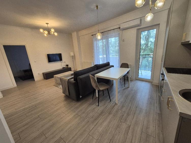 Apartament cu 2 camere decomandat în Dumbrăvița